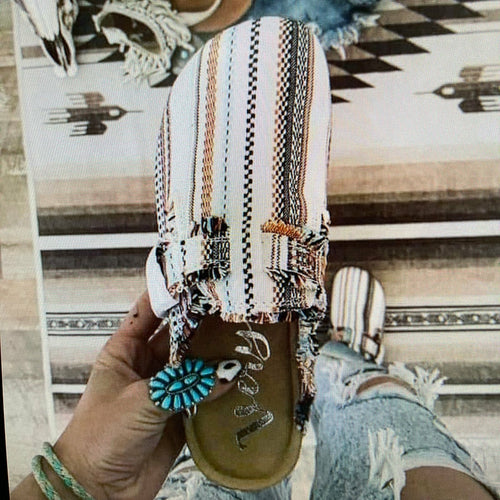 Women's Styled Clogs