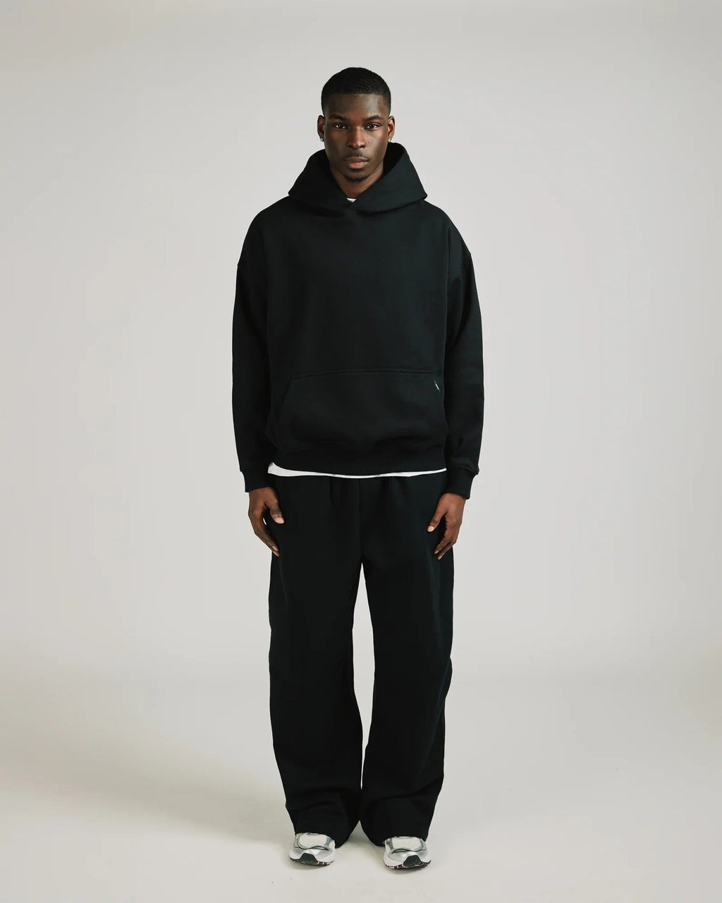 Relaxed Fit Hoodie (Black)