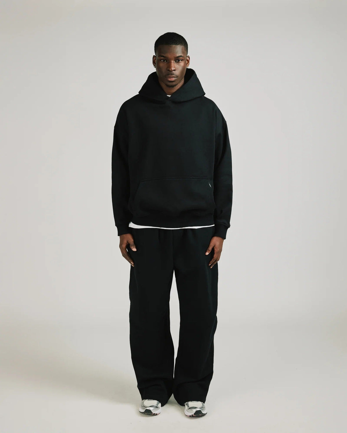Relaxed Fit Hoodie (Black)
