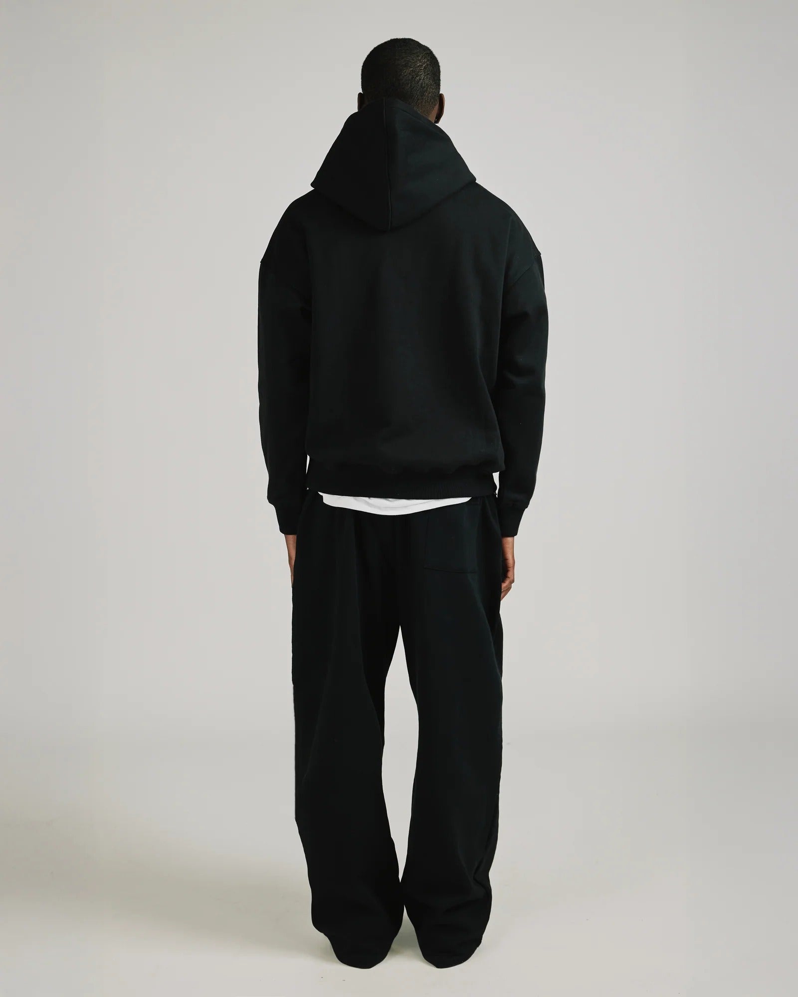 Relaxed Fit Hoodie (Black)